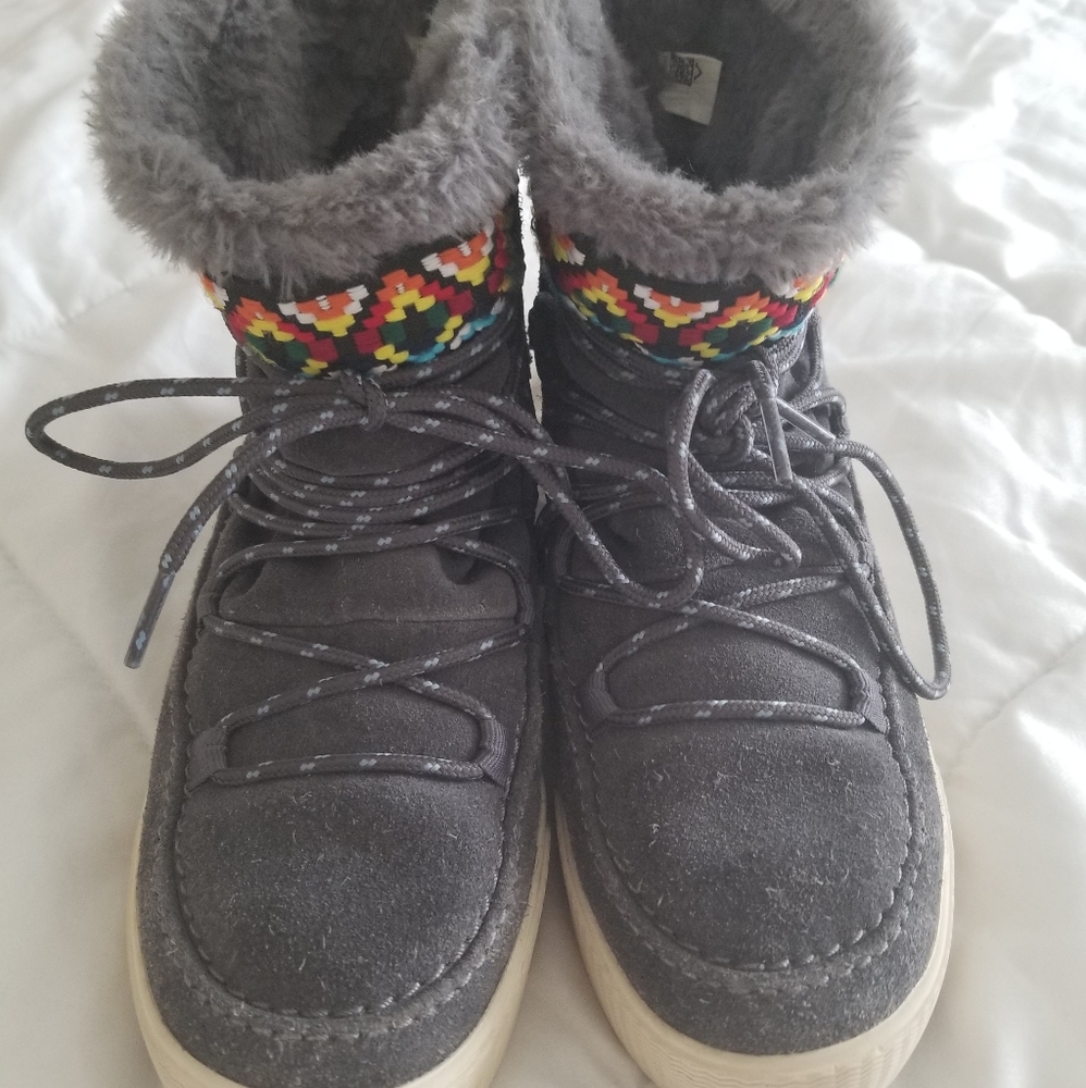 Toms Women's Boots Size 6 Gray Suede Alpine Boot